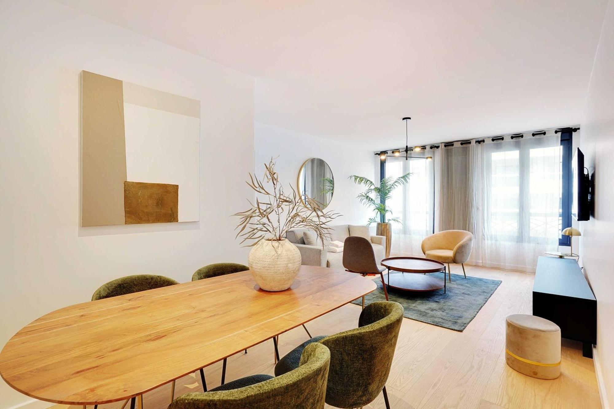 Raffinement Et Confort Dans Cette Residence A Levallois-Perret Exterior photo