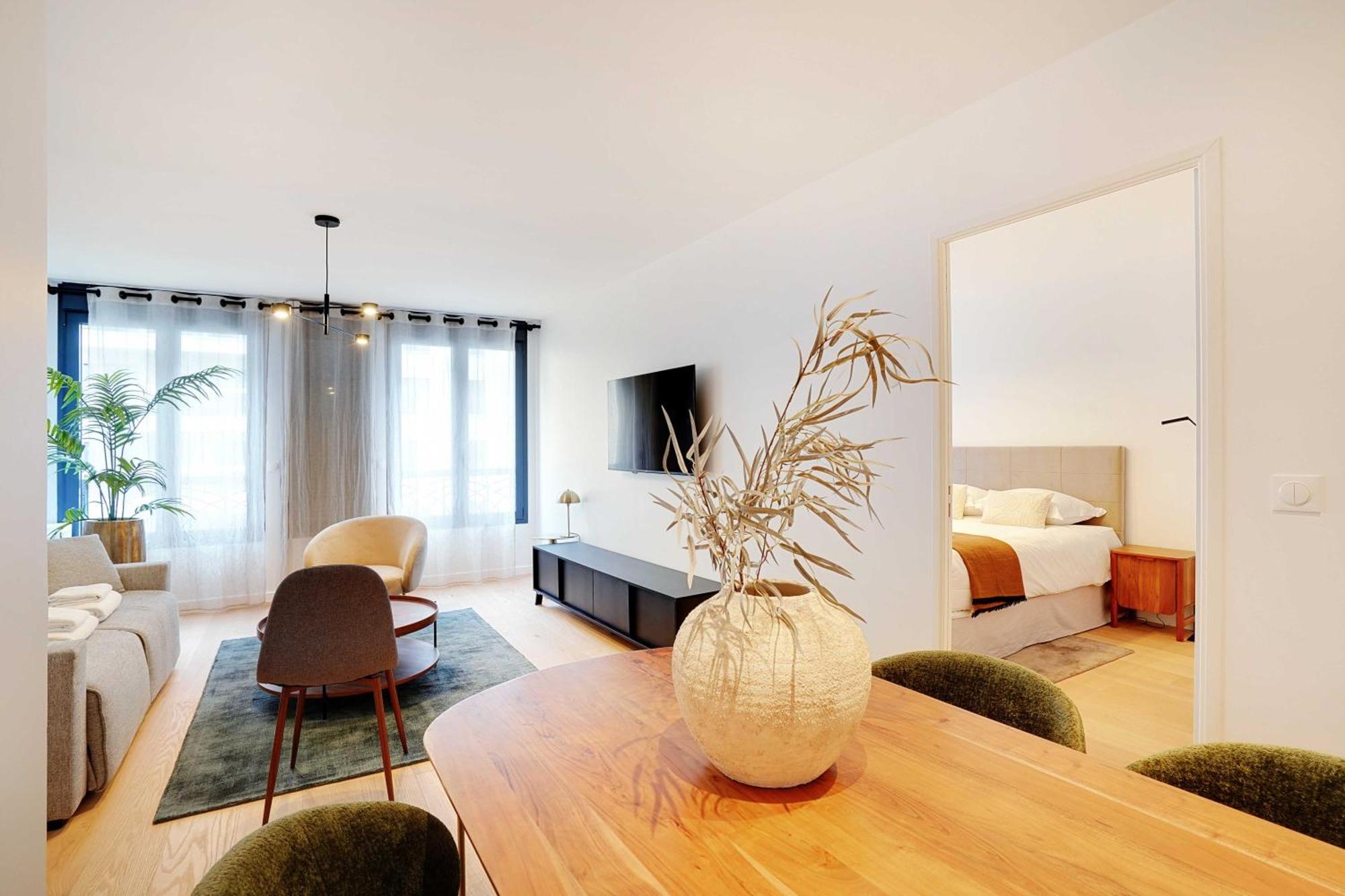 Raffinement Et Confort Dans Cette Residence A Levallois-Perret Exterior photo