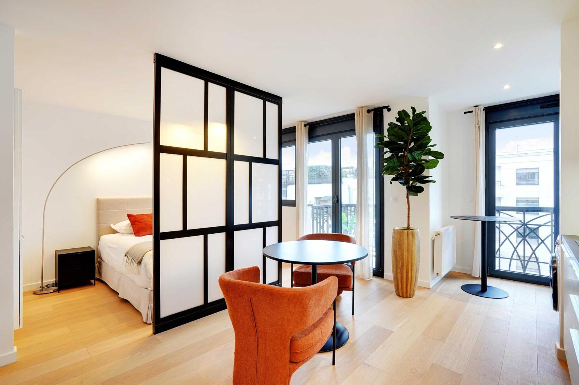 Raffinement Et Confort Dans Cette Residence A Levallois-Perret Exterior photo