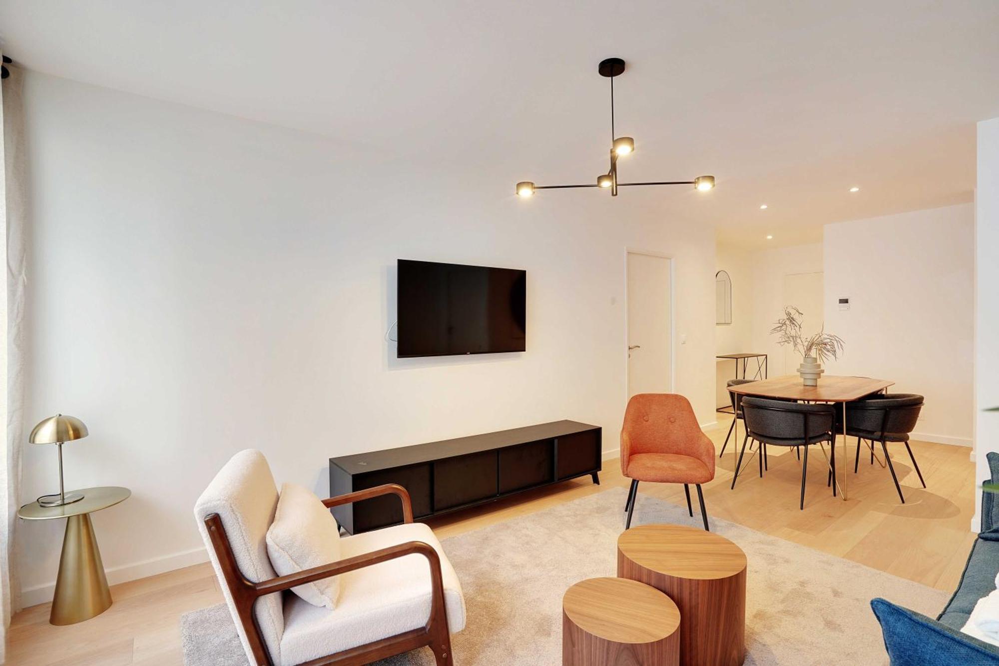 Raffinement Et Confort Dans Cette Residence A Levallois-Perret Exterior photo
